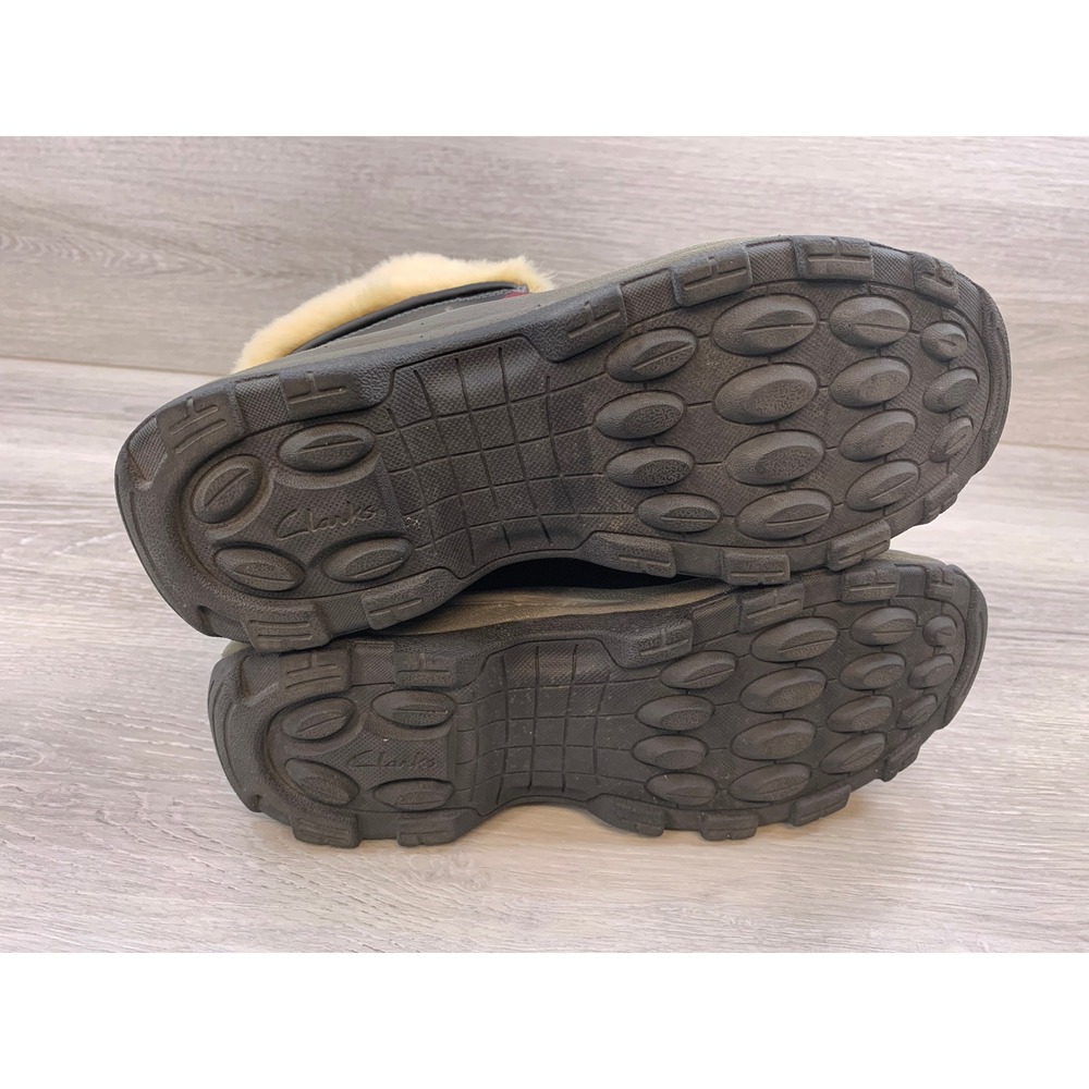 Clarks Women's Duck Boots Black Leather Faux Fur Trim Winter 9.5 Casual Shoes - Picture 6 of 10